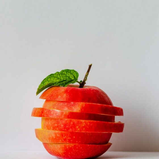red apple
