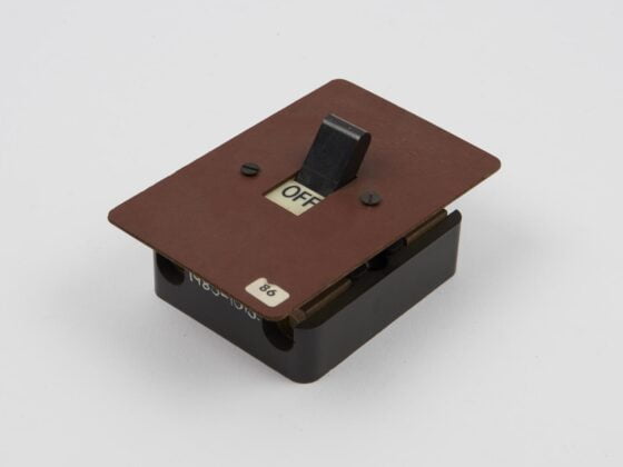 100 amp switch A/C, 250V, by Bill Switchgear, 1964 (switch)