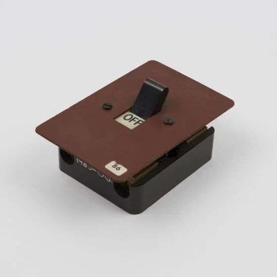 100 amp switch A/C, 250V, by Bill Switchgear, 1964 (switch)